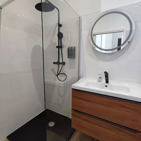 Escale Entre Cite Et Bastide Clim Wifi Smart Tv 公寓